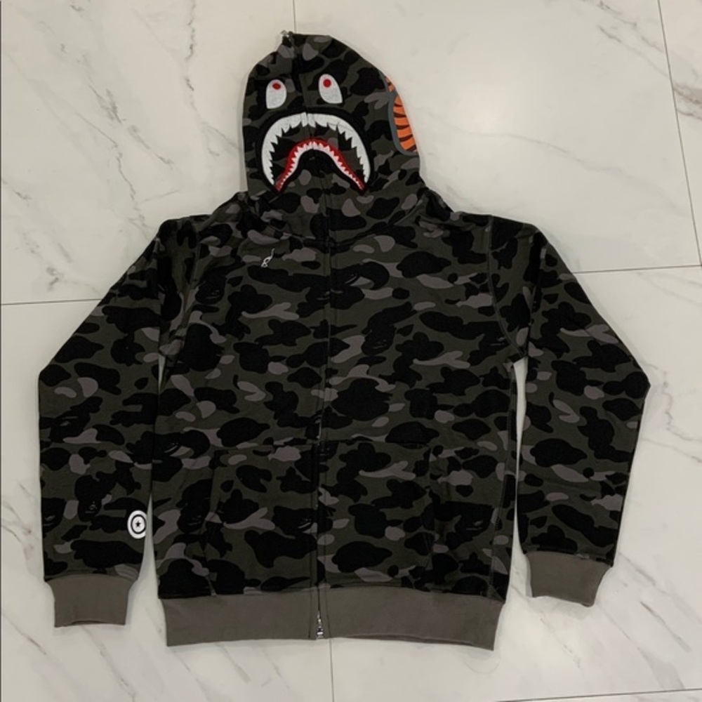 BAPE WGM Tiger Shark Head Black Camo Full Zip-Up Hoodie Men’s Size Large
